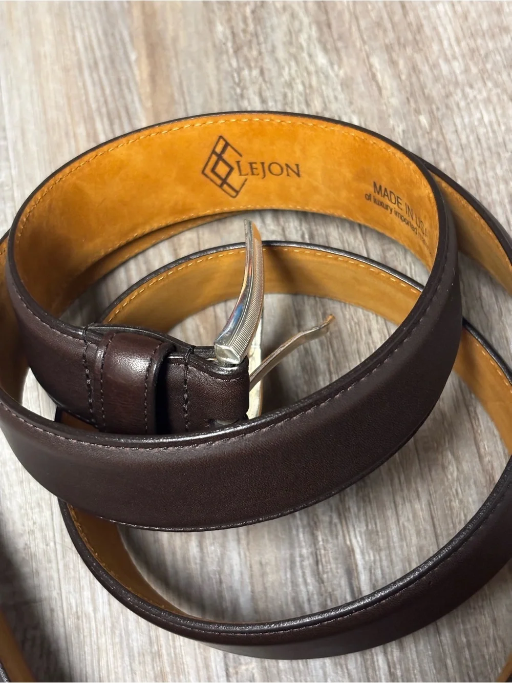 lejon premium dark